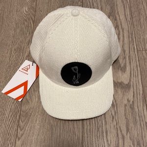 Brand new Ripzone Corduroy sherpa white hat